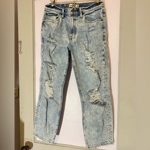 light wash boy friend jeans